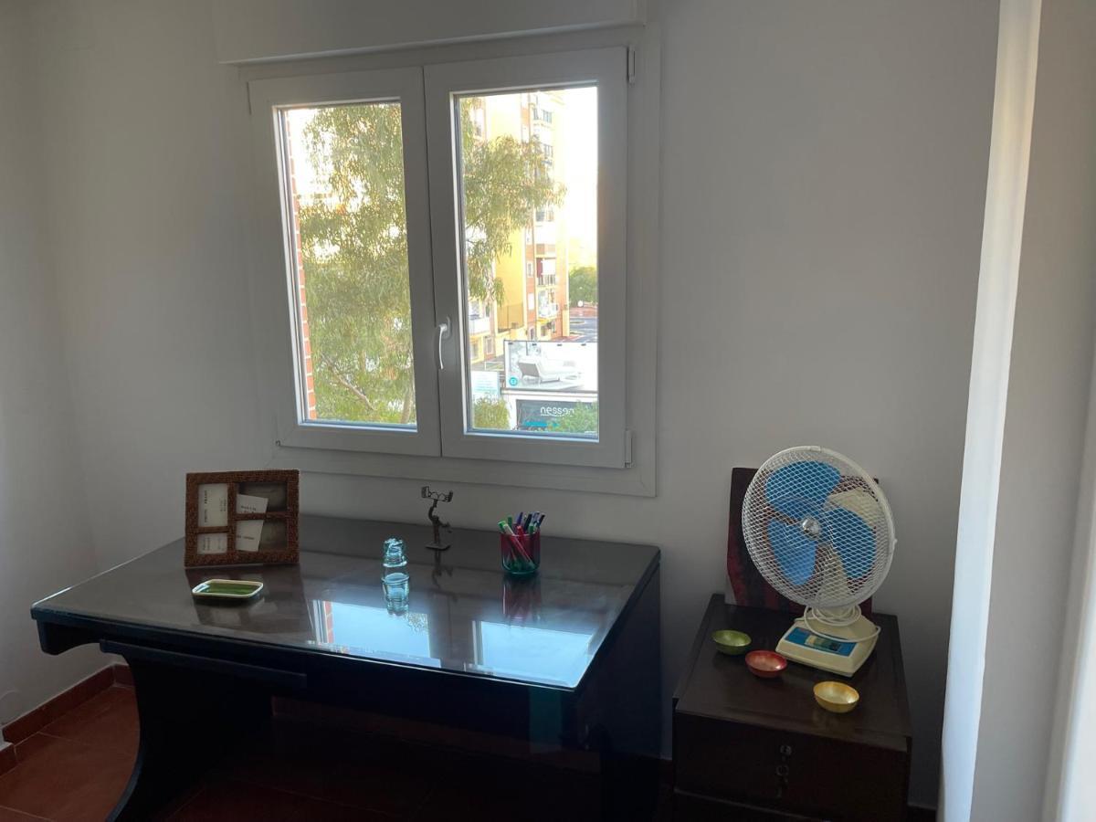 Apartamento Ravel Playa Malaga Luaran gambar